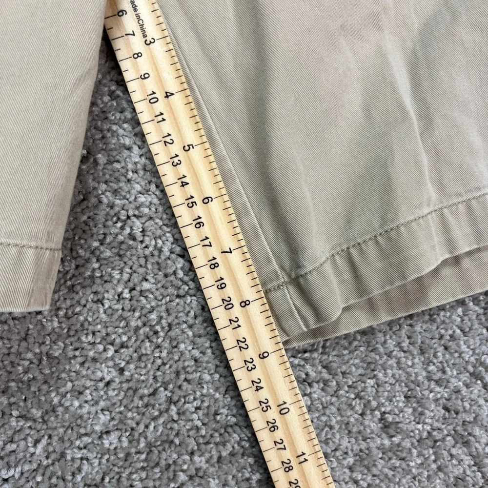 The North Face Mens Beige Cargo Shorts Size 32 Casual Flap Pocket Outdoor Hiking